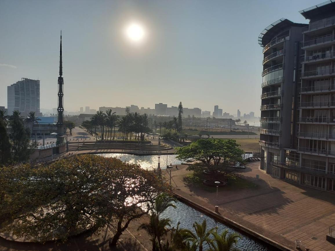 Ocean Sunrise At The Sails - Durban Point Waterfront Leilighet Eksteriør bilde
